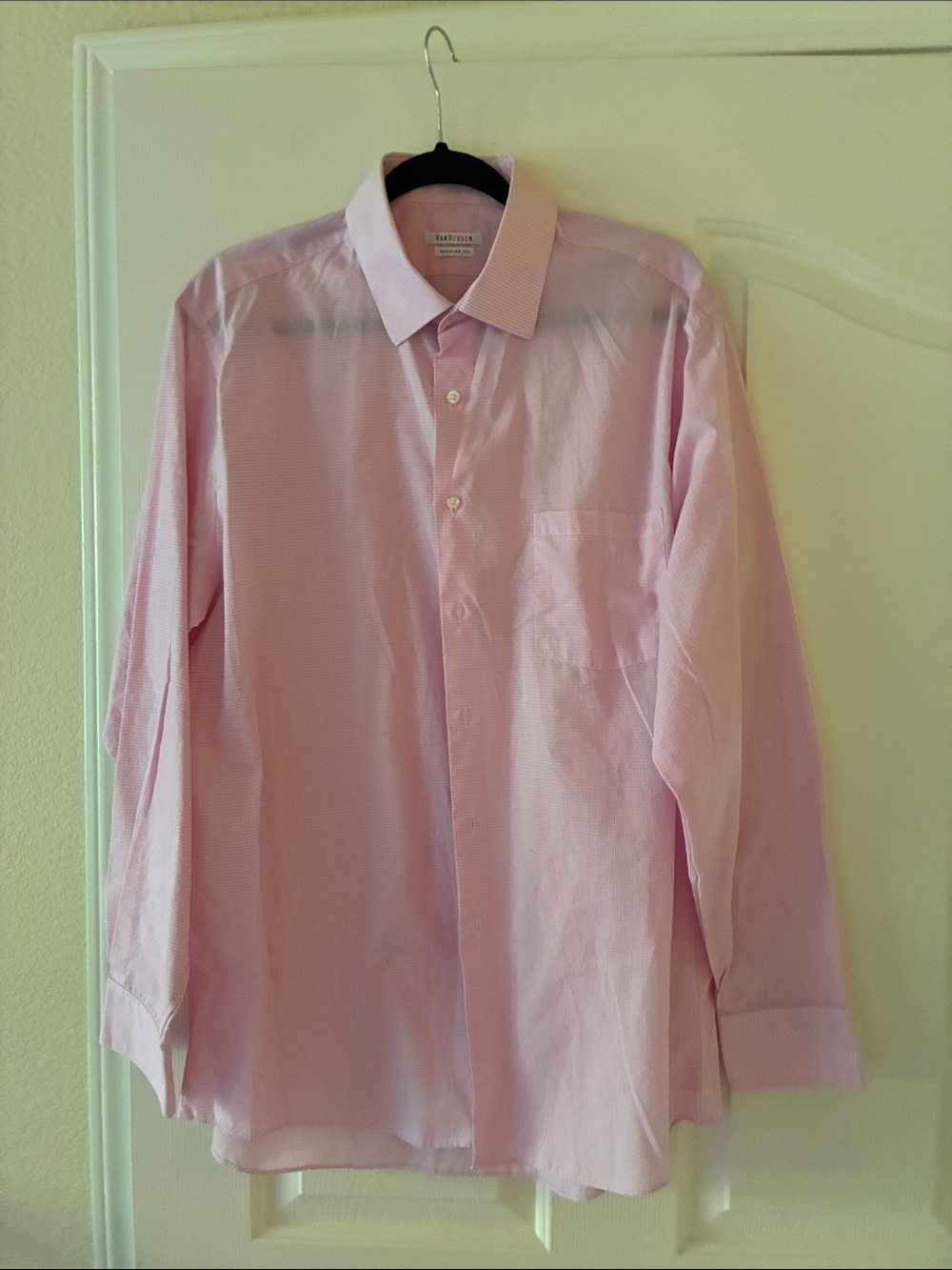 Van Heusen Light Pink Men’s Dress Shirt